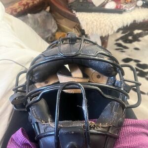 Wilson Black Catcher's Mask
